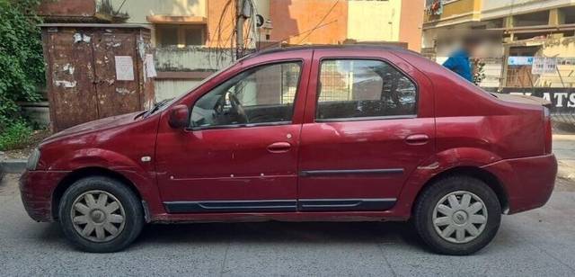 https://images10.gaadi.com/usedcar_image/3458282/original/z_blur_img_647f20c4b4aba_1686053060.jpg?imwidth=6402