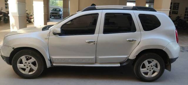 https://images10.gaadi.com/usedcar_image/3458361/original/cc7fc8f4-8d3f-4698-b323-26ccf9a3f8ed-VCC_IMG_1684498974791_1738176_95_1684499181_33146b09-7c00-4f1a-b286-80674f86f8a5.jpg?imwidth=6402
