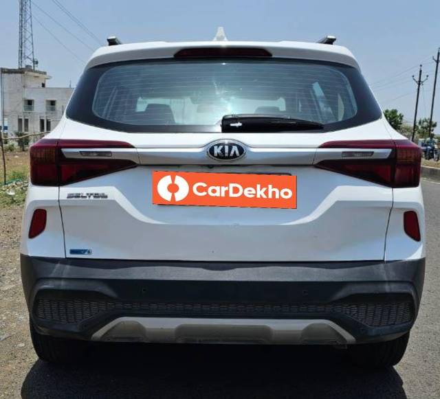 https://images10.gaadi.com/usedcar_image/3458365/original/9d6bb6c9-59b4-428a-aacf-eefb0360b25a_ba13afac-4dd7-4f2d-9c35-e19af096c592.jpg?imwidth=6400