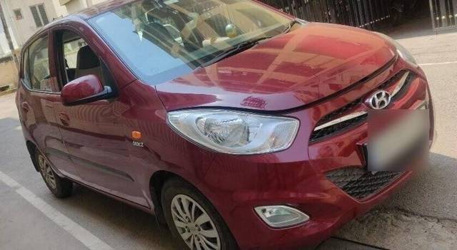 https://images10.gaadi.com/usedcar_image/3458524/original/zz1_crop_img_6475b8029635a_1685436418.jpg?imwidth=6401