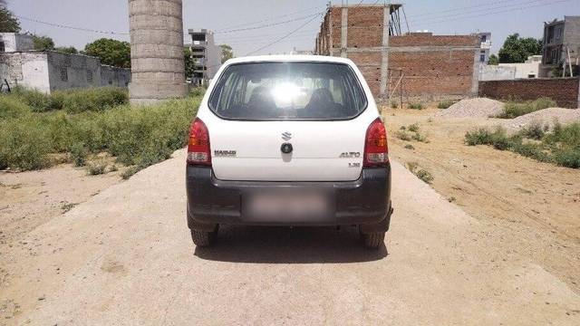 https://images10.gaadi.com/usedcar_image/3458536/original/3116546e-1c07-4564-b31b-eb9d025e24de-VCC_1738309_96_1684561586_844a5a5d-b4e2-4227-a261-529665415cfe_c449a76f-7e45-4446-a960-1acd8a95787c.jpg?imwidth=6401