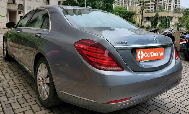 https://images10.gaadi.com/usedcar_image/3458942/original/used_car_2780722_1685176584_b08f916d-08c8-4d9c-bd01-3191cbe6b1c7.jpg?imwidth=6402