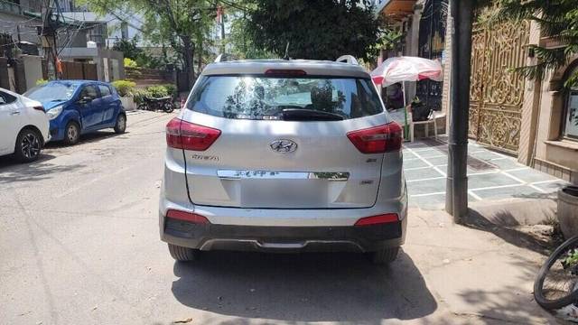 https://images10.gaadi.com/usedcar_image/3458999/original/4e1a0d1e-a53b-499d-bc56-96499d990267-VCC_1738436_96_1684572050_554c68a8-cf10-4aa6-a0c6-594217fabcee.jpg?imwidth=6402