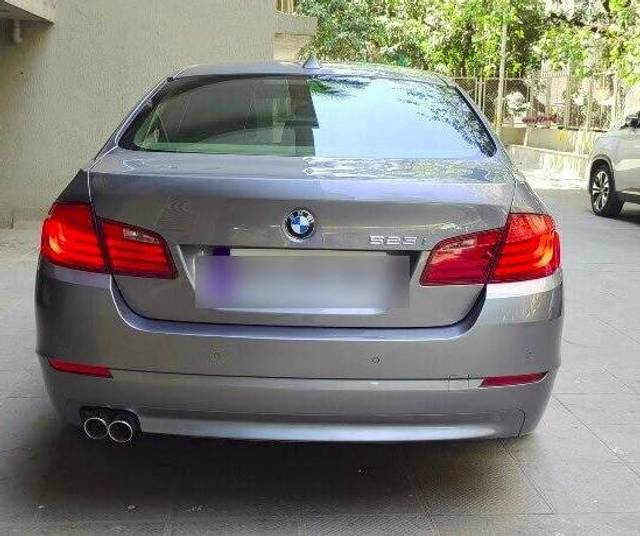 https://images10.gaadi.com/usedcar_image/3459004/original/f3448245-2eca-48d0-bb4b-322096d58f09-VCC_1738472_96_1684573667_5936f725-f422-4bab-8cae-3b1ddaed9754.jpg?imwidth=6402
