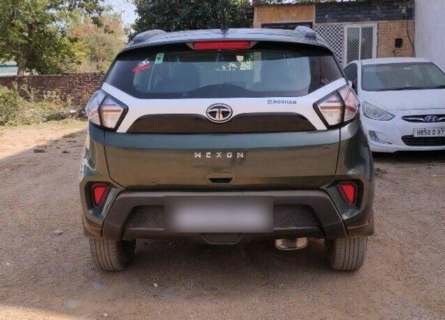 https://images10.gaadi.com/usedcar_image/3459163/original/a0fba728-129e-4273-a23e-e63250c4304c-VCC_1738533_96_1684581627_1bdffe48-c5a3-4e5b-ae1d-d9d83e4bce1a_dbdad4e6-7a0d-407b-bb3e-dd32c78cbda1.jpg?imwidth=6402