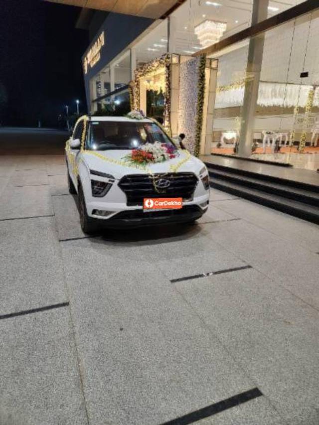 https://images10.gaadi.com/usedcar_image/3459220/original/5640c0cb-57a1-4dca-acaf-a4637bab8751_96bcaaca-a7c1-400a-ba45-86f677bb6eec.jpg?imwidth=6400