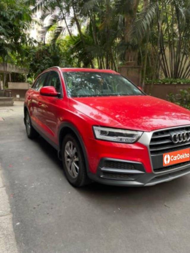 https://images10.gaadi.com/usedcar_image/3459340/original/7683d928-346c-4391-b445-bab23d8b336f_653e33e3-9b54-4cb7-a292-fdf9ce485c1c.jpeg?imwidth=6400