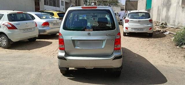 https://images10.gaadi.com/usedcar_image/3459502/original/d78f0f31-43d0-4ed5-bbd3-acb91774c01e-VCC_1738803_96_1684645821_e441f360-c0a4-40ff-8807-16338063f69b.jpg?imwidth=6402