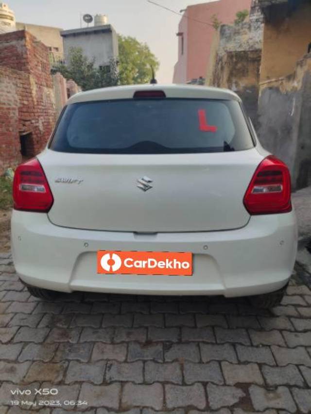 https://images10.gaadi.com/usedcar_image/3459593/original/7c4e4cc8-fad8-49cb-bb71-eeac6bdaac44_c5e129bf-215c-4ae3-a98c-7dd890474a73.jpg?imwidth=6400