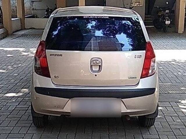 https://images10.gaadi.com/usedcar_image/3459603/original/zz1_crop_img_647d99c04db99_1685952960.jpg?imwidth=6402