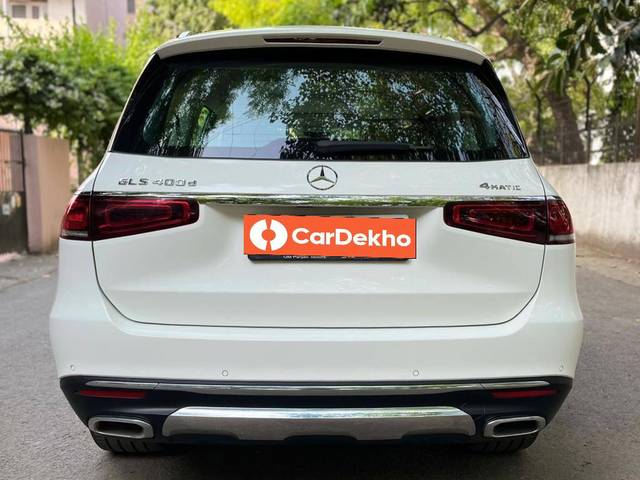 https://images10.gaadi.com/usedcar_image/3459620/original/used_car_2781239_1685259980_7079926d-c763-494a-bece-00f304c3fb89.jpg?imwidth=6402