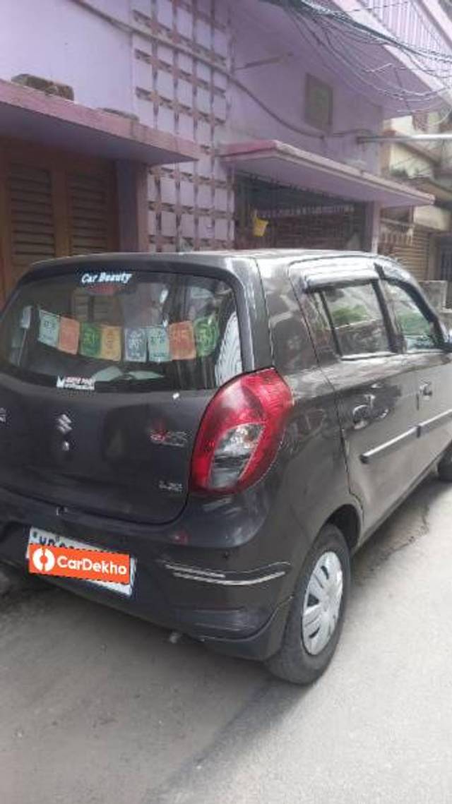 https://images10.gaadi.com/usedcar_image/3459759/original/82a2791b-97b6-4af2-bd75-29afd18b39b9_b5a314a2-b968-4e96-8939-71c9585b46e2.jpg?imwidth=6402