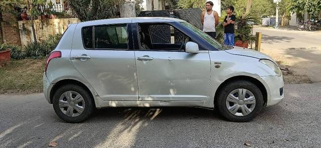 https://images10.gaadi.com/usedcar_image/3459879/original/75ff4cef-ec73-4d9a-a63c-96577732cfbe-VCC_IMG_1684669957402_1738957_97_1684670168_d2901462-3a1f-427e-b426-04434e457600.jpg?imwidth=6401