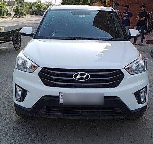 https://images10.gaadi.com/usedcar_image/3459880/original/19a5f534-bfb5-4fc0-892a-f0ef6c52569e-VCC_1738950_94_1684672940_b1b73a25-2432-4177-8848-5ceb81a5b261.jpg?imwidth=6402