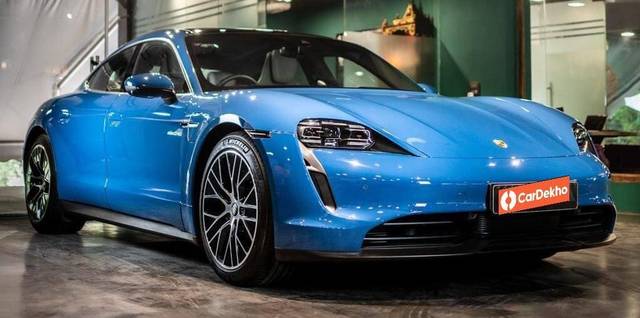 Porsche Taycan Standard Porsche Taycan Standard