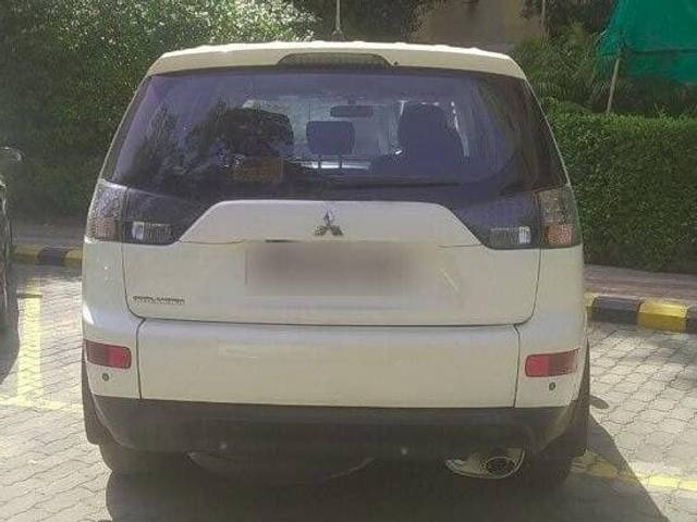 https://images10.gaadi.com/usedcar_image/3460008/original/zz1_crop_img_6493ef4a71a78_1687416650.jpg?imwidth=6402