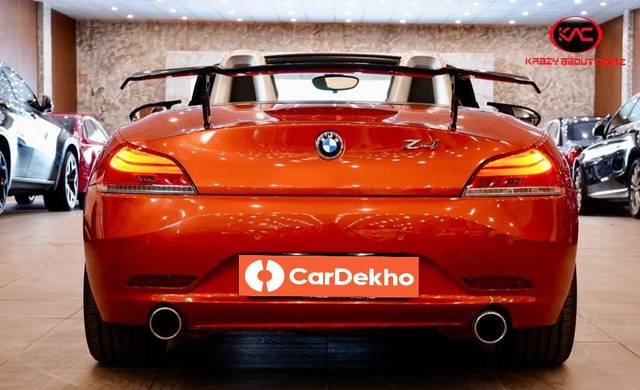 https://images10.gaadi.com/usedcar_image/3460058/original/used_car_2781548_1685340388_0eb4b50c-456e-44d4-badb-5bf9cd1782ec.jpg?imwidth=6402