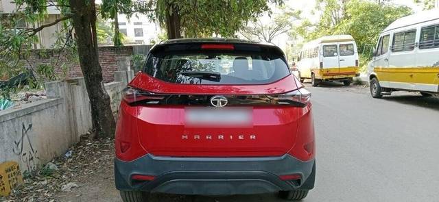 https://images10.gaadi.com/usedcar_image/3460348/original/e84e1b2e-0cb1-402b-957b-f338cb5393d2-VCC_1738972_96_1684730779_cd108024-8666-4065-99f4-a2d3e3ec1a1d.jpg?imwidth=6402