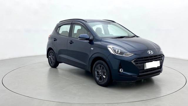 https://images10.gaadi.com/usedcar_image/3460427/original/usedcar_43_727191685354233_1685354247_3c07bbf8-66dc-448a-aa92-77a576cd8bc6.jpg?imwidth=6400