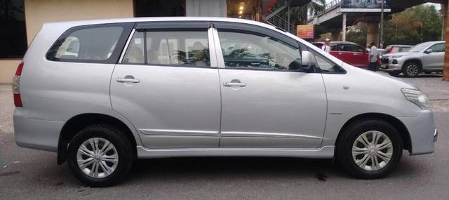 https://images10.gaadi.com/usedcar_image/3460610/original/used_car_2782005_1685357739_5eb69f9a-5a52-4f4e-ae3b-f4b919c423ae.jpg?imwidth=6401