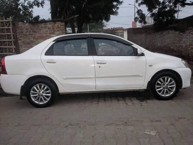 https://images10.gaadi.com/usedcar_image/3460798/original/38e41b09-00a5-4f4f-886d-8b801c945977_3d894482-6f42-4853-af8c-19e2f954e00b.jpg?imwidth=6400