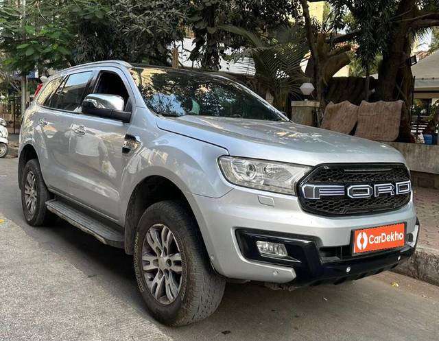 https://images10.gaadi.com/usedcar_image/3460900/original/used_car_2782213_1685361979_cd3b3402-6581-488e-a93d-d13f2480631b.jpg?imwidth=6400