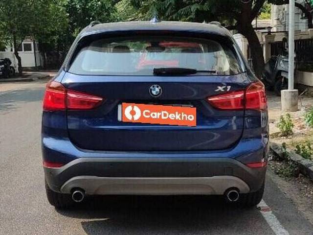 https://images10.gaadi.com/usedcar_image/3460933/original/zz1_crop_img_647da6a219f4e_1685956258.jpg?imwidth=6402