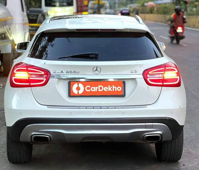 https://images10.gaadi.com/usedcar_image/3461038/original/zz1_crop_img_64758cb323f93_1685425331.jpg?imwidth=6402