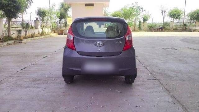https://images10.gaadi.com/usedcar_image/3461068/original/4b884e57-d852-4472-8d95-682d8aee7034-VCC_1739170_96_1684765696_db924766-815f-46c5-b4f8-29bba3cde47b.jpg?imwidth=6402