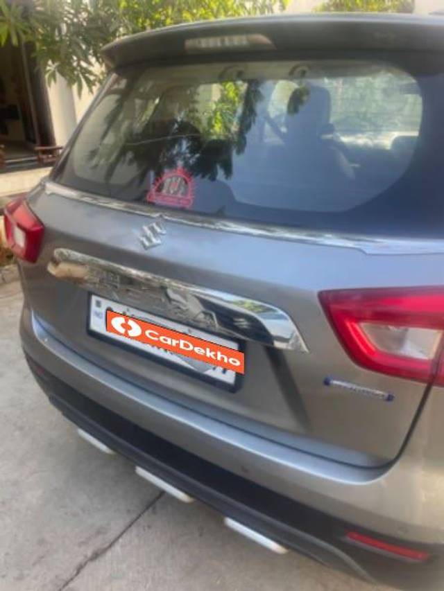 https://images10.gaadi.com/usedcar_image/3461112/original/7bc8a7d9-a924-449b-9b42-ffcddf190a8c_dbb00139-94ef-4c6d-9bd8-813164fc29b7.jpeg?imwidth=6400