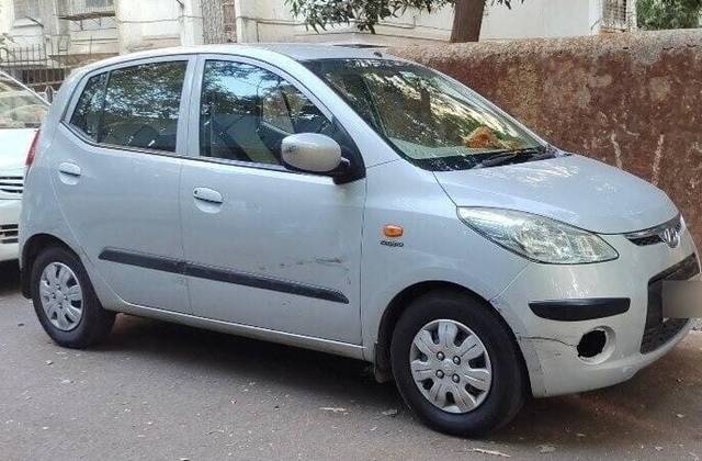 https://images10.gaadi.com/usedcar_image/3461116/original/zz1_crop_img_647af8a84d7aa_1685780648.jpg?imwidth=6400