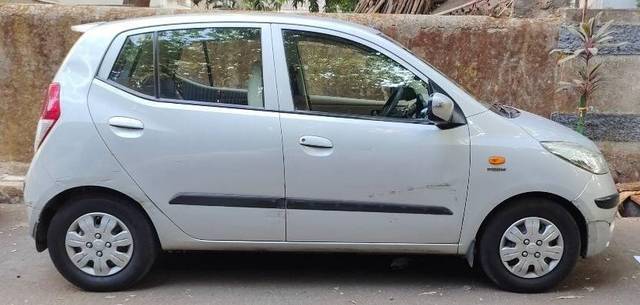 https://images10.gaadi.com/usedcar_image/3461116/original/zz1_crop_img_647af8b4631f3_1685780660.jpg?imwidth=6401