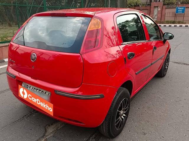 https://images10.gaadi.com/usedcar_image/3461133/original/zz1_crop_img_647585149a9b6_1685423380.jpg?imwidth=6401