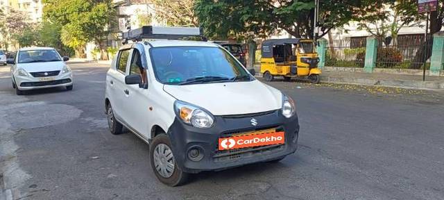 https://images10.gaadi.com/usedcar_image/3461148/original/e6c0da3b-a536-4c9f-9ef5-c300caacdaa1_6530519e-ef48-4702-9267-2e0057288150.jpg?imwidth=6400