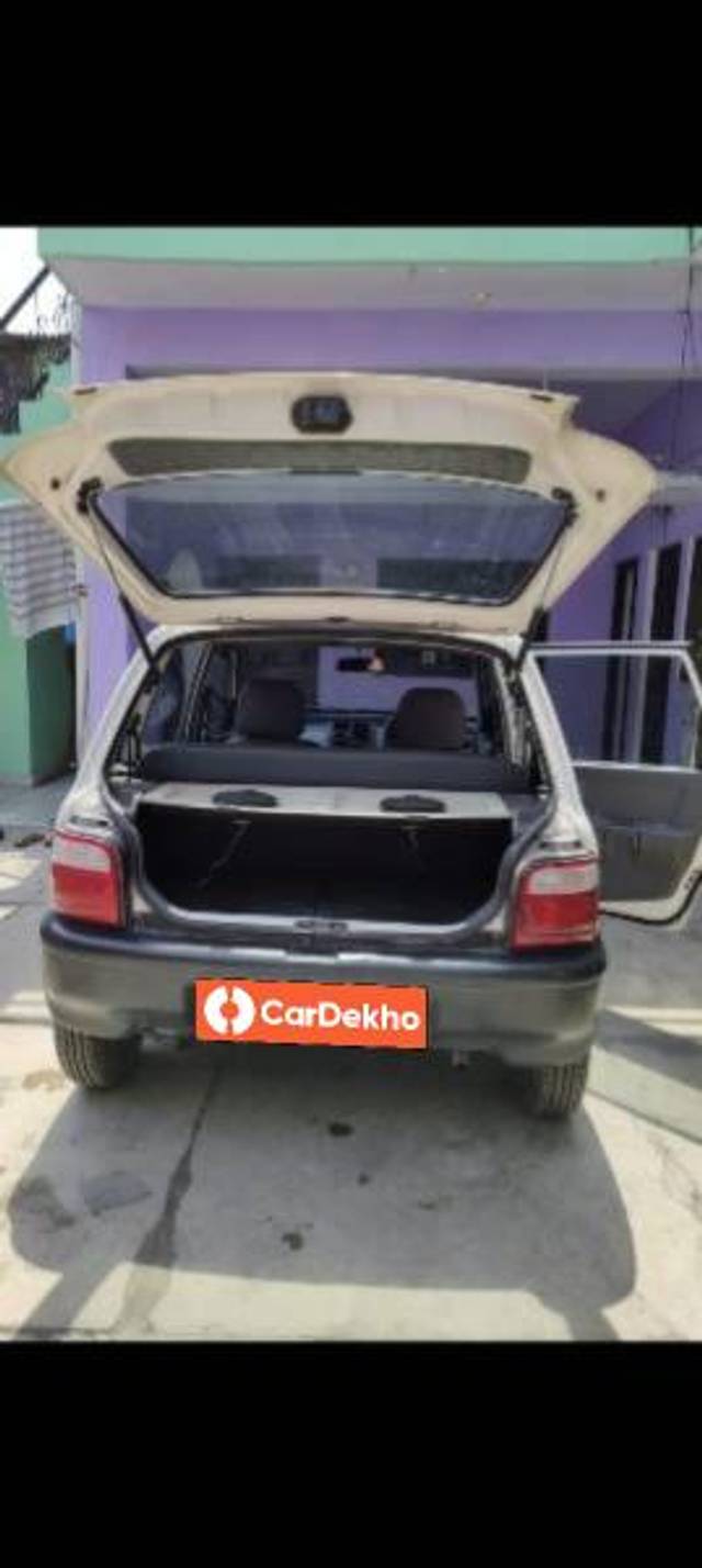 https://images10.gaadi.com/usedcar_image/3461195/original/1fcefb4f-6c7e-4923-84f5-975ea483a6e7_d0bce09f-041b-4a4e-8f3c-b37a77f93173.jpg?imwidth=6402