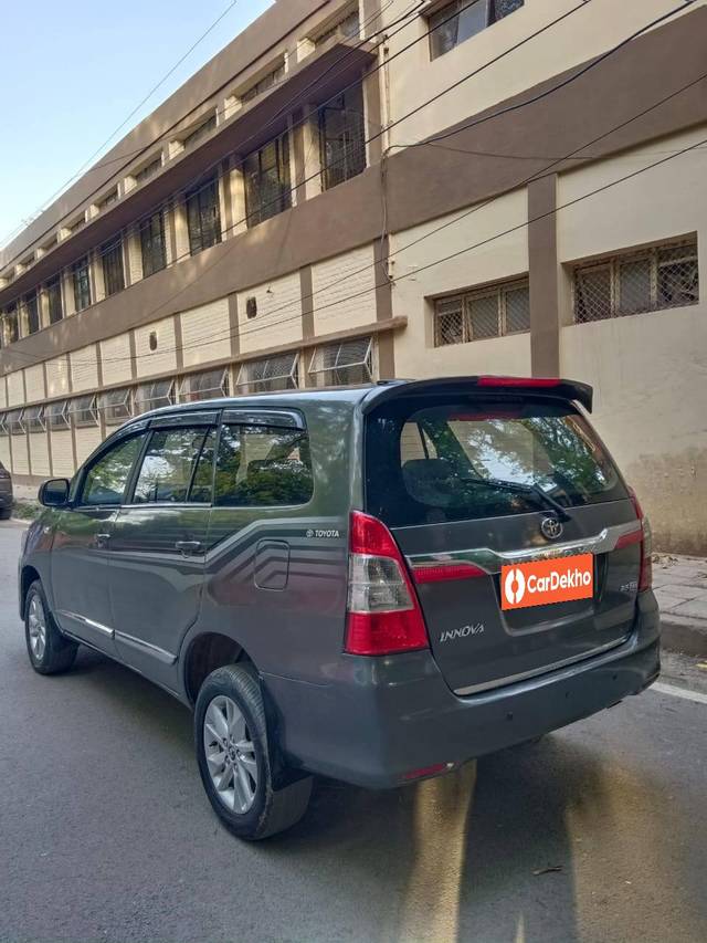 https://images10.gaadi.com/usedcar_image/3461231/original/used_car_2782431_1685425804_a6960172-63d4-4ecc-bb4b-fe043a3d3329.jpg?imwidth=6402