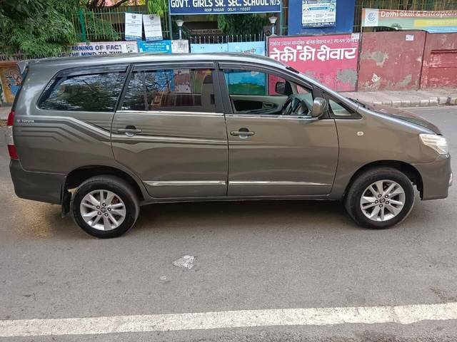 https://images10.gaadi.com/usedcar_image/3461231/original/used_car_2782431_1685425806_a6960172-63d4-4ecc-bb4b-fe043a3d3329.jpg?imwidth=6400