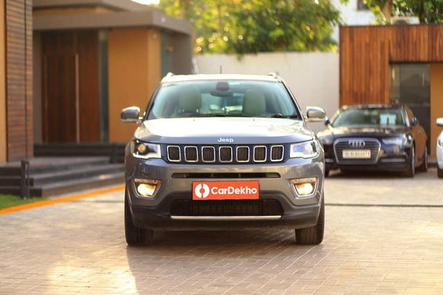 https://images10.gaadi.com/usedcar_image/3461235/original/usedcar_1_2__2782435_1690523788_123bf451-8876-4312-8031-921653b9518a.jpeg?imwidth=6400