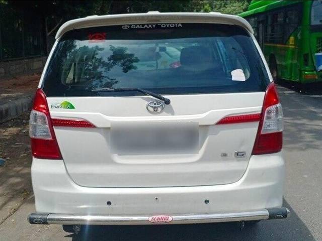 https://images10.gaadi.com/usedcar_image/3461268/original/zz1_crop_img_6475a23decc70_1685430845.jpg?imwidth=6402