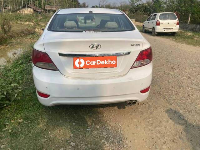 https://images10.gaadi.com/usedcar_image/3461362/original/ccb191cd-1cc0-439c-aedc-dc3a7321c3cd_d1fc8832-a251-451d-b2eb-786bcc538544.jpeg?imwidth=6401