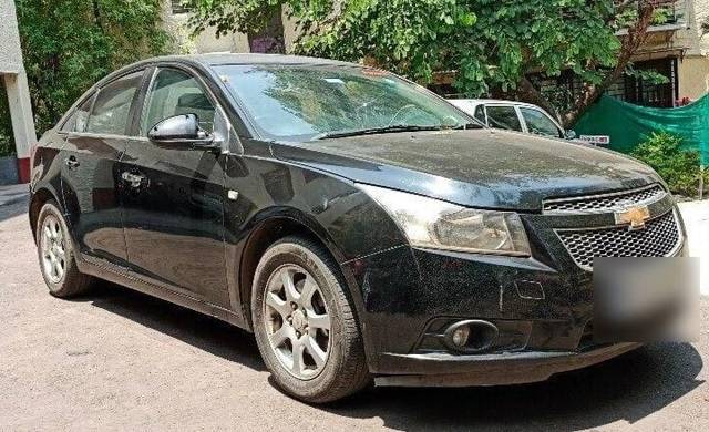 https://images10.gaadi.com/usedcar_image/3461522/original/zz1_crop_img_647af22e6180a_1685778990.jpg?imwidth=6400