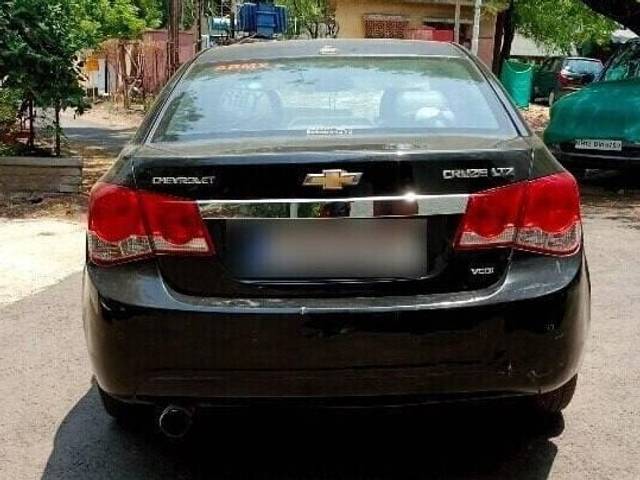 https://images10.gaadi.com/usedcar_image/3461522/original/zz1_crop_img_647af2407dae3_1685779008.jpg?imwidth=6402