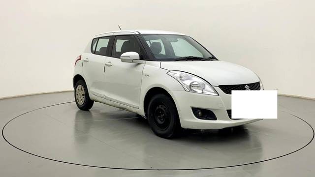 https://images10.gaadi.com/usedcar_image/3461603/original/usedcar_42_729901685436542_1685436552_0cc428cc-2747-4aa7-940b-efa78bfc57bf.jpg?imwidth=6400
