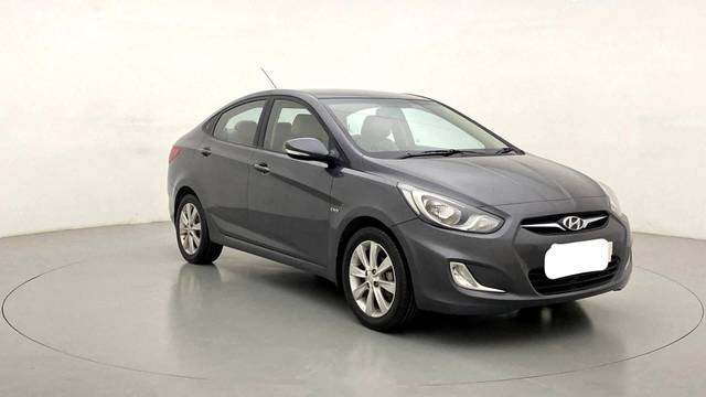 Hyundai Verna 1.6 SX CRDi (O) Hyundai Verna 1.6 SX CRDi (O)