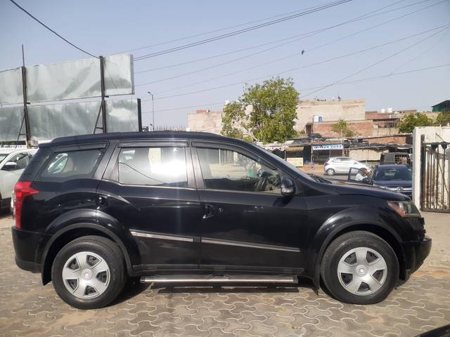 https://images10.gaadi.com/usedcar_image/3461909/original/usedcar_20230527_162826_9301685442155_1685442254_a32ac1a6-1008-42d9-a4d2-695c1b70f849.jpg?imwidth=6401
