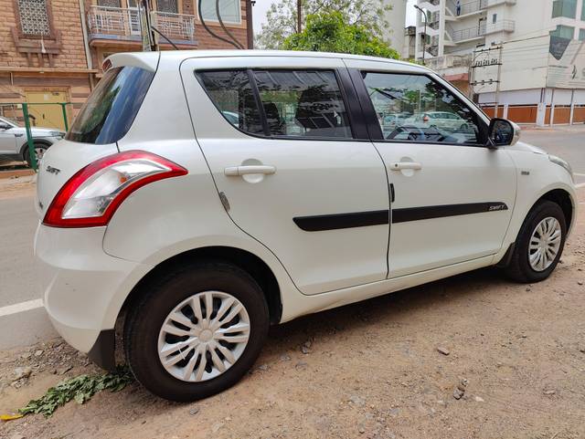 https://images10.gaadi.com/usedcar_image/3461942/original/used_car_2783073_1685443680_7c63feb0-4b3b-4292-9c3f-315d2b79a2c2.jpg?imwidth=6401
