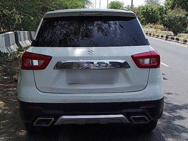 https://images10.gaadi.com/usedcar_image/3461996/original/zz1_crop_img_6475e86512270_1685448805.jpg?imwidth=6402