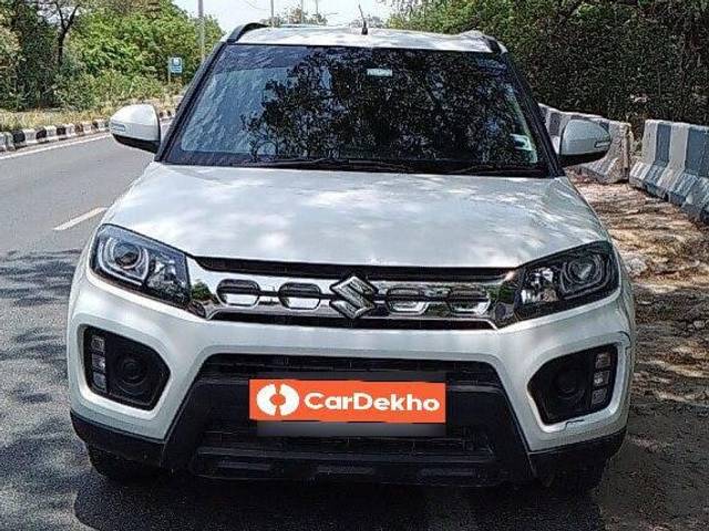 https://images10.gaadi.com/usedcar_image/3461996/original/zz1_crop_img_6475e8778d908_1685448823.jpg?imwidth=6400