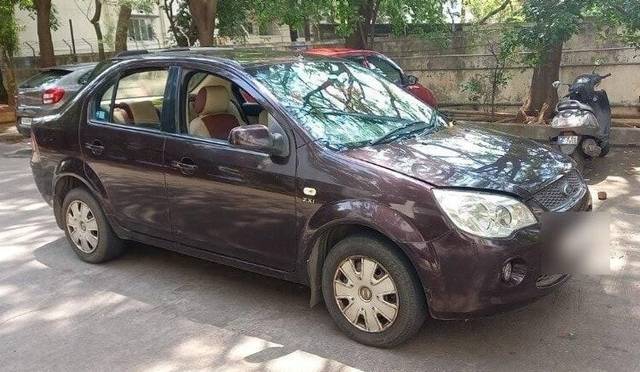 https://images10.gaadi.com/usedcar_image/3462215/original/zz1_crop_img_6476cac6f1c91_1685506758.jpg?imwidth=6400