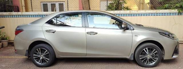 https://images10.gaadi.com/usedcar_image/3462233/original/zz1_crop_img_647ae0192bb3d_1685774361.jpg?imwidth=6401